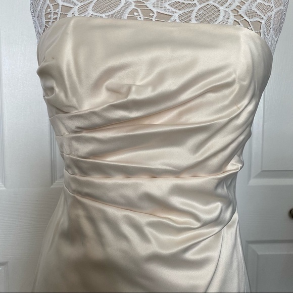 JS Boutique Cream Strapless Form Fitting Prom Formal Event Bridal Evening Gown - Picture 11 of 16